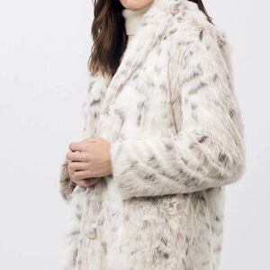RAGA for ANTHROPOLOGY Women's Snow Leopard Faux Fur Coat 1X